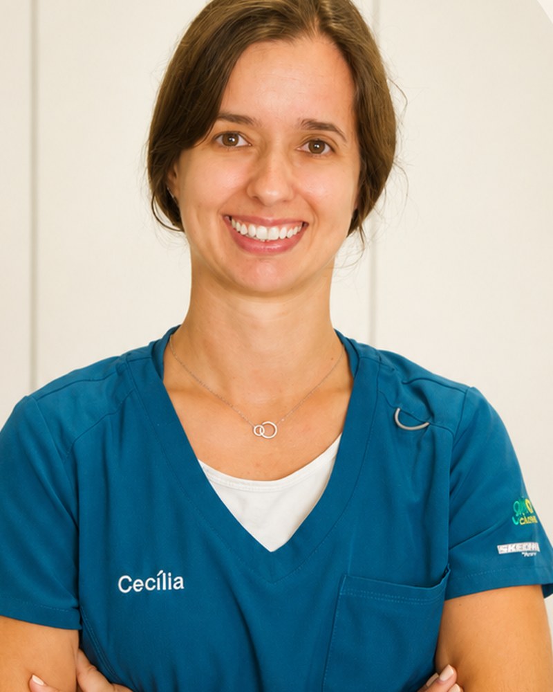 Cecília, assistente dentária da Clínica Guimarota em Leiria.
